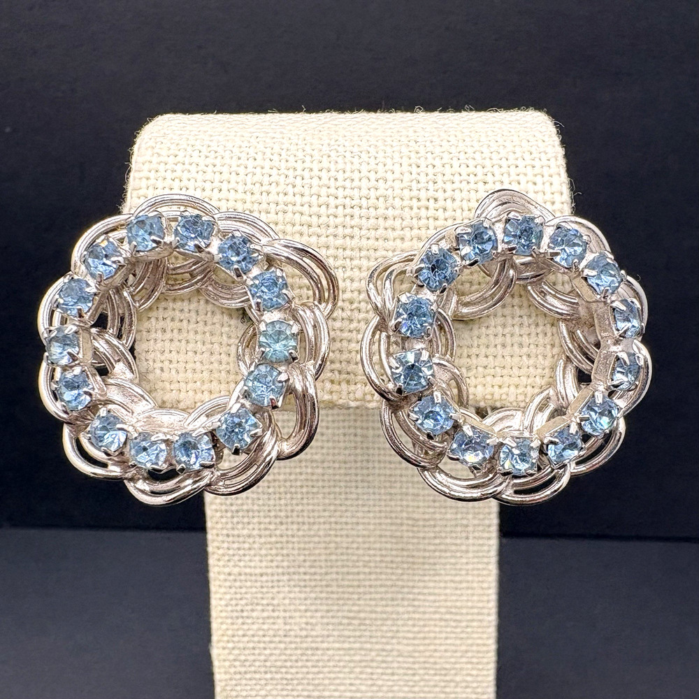 Vintage Coro Circle Wreath Blue Rhinestone Silver Tone Clip On‎ Earrings 1"